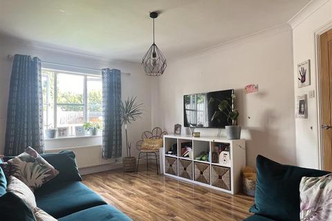 232 Manor View, Par, PL24 2ER