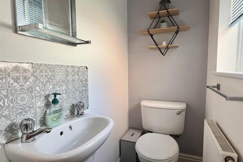 232 Manor View, Par, PL24 2ER