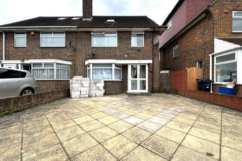 4 bedroom semi-detached house for sale, Leyswood Drive, Ilford