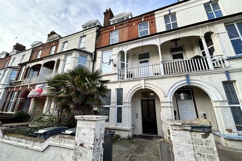 3 bedroom apartment for sale, Surrey Road, Cliftonville, Margate