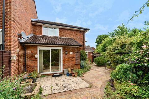 3 bedroom terraced house for sale, St. Michaels Court, Slough, Berkshire