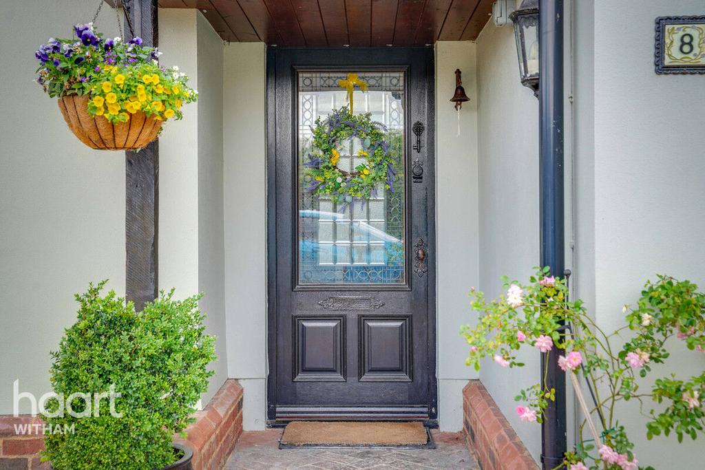Barnhall Road, Tolleshunt Knights 4 bed detached house for sale £850,000
