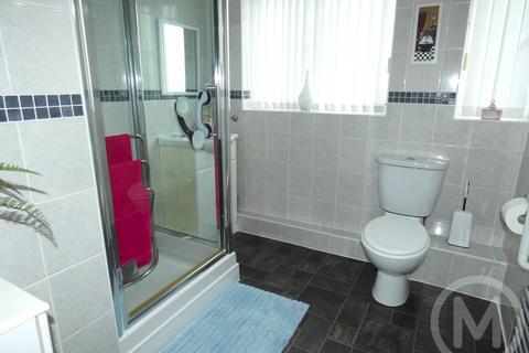 Flat 9, Pembroke Court Queens Promenade, Blackpool, FY2 9PY