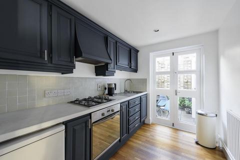 1 bedroom flat for sale, Primrose Gardens, Belsize Park