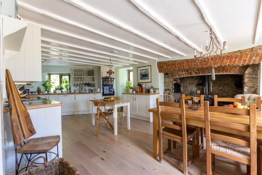 Kitchen/Breakfast Rm