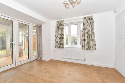 3 bedroom detached house for sale, Ockenden Road, Littlehampton, West Sussex