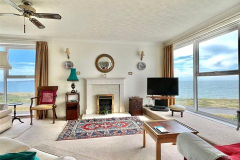 3 bedroom apartment for sale, Park Lane, Milford on Sea, Lymington, Hampshire, SO41