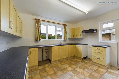 3 bedroom semi-detached house for sale, Dicksons Drive, Newton, CH2