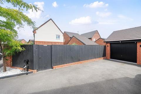 3 bedroom detached house for sale, Aylesbury,  Buckinghamshire,  HP21