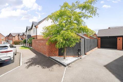 3 bedroom detached house for sale, Aylesbury,  Buckinghamshire,  HP21