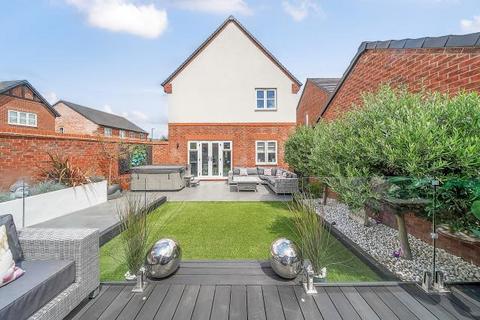 3 bedroom detached house for sale, Aylesbury,  Buckinghamshire,  HP21