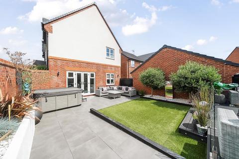 3 bedroom detached house for sale, Aylesbury,  Buckinghamshire,  HP21