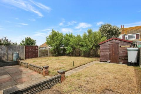 3 bedroom detached bungalow for sale, Livingstone Close, Romney Marsh TN29