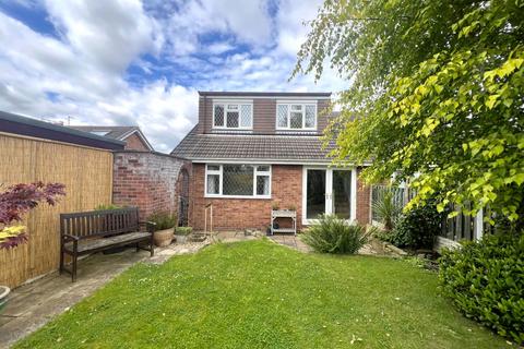 3 bedroom semi-detached bungalow for sale, Lombard Crescent, Darfield, Barnsley, S73 9PP