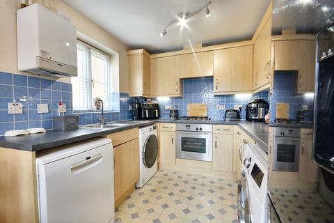 3 bedroom link detached house for sale, Aylesbury Road, Ashford TN25