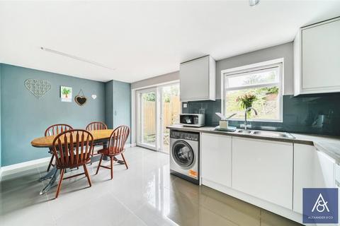 36 Glebe Drive, Brackley, NN13 7BX