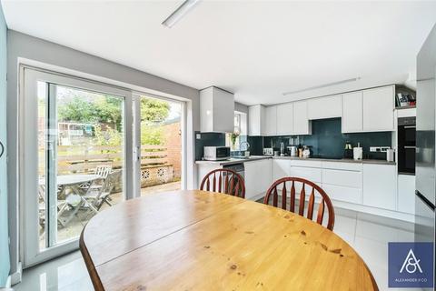36 Glebe Drive, Brackley, NN13 7BX