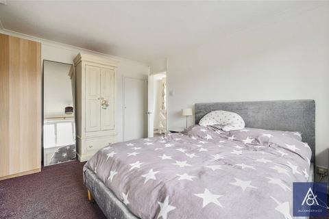 36 Glebe Drive, Brackley, NN13 7BX