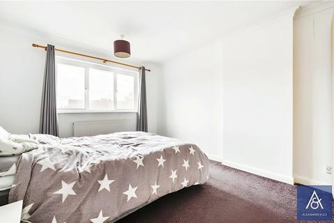 36 Glebe Drive, Brackley, NN13 7BX