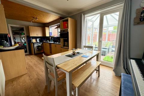 3 bedroom semi-detached house for sale, Ullswater Way, Newcastle upon Tyne, NE5
