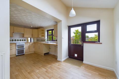 3 bedroom link detached house for sale, Mere Close, Saham Toney, IP25