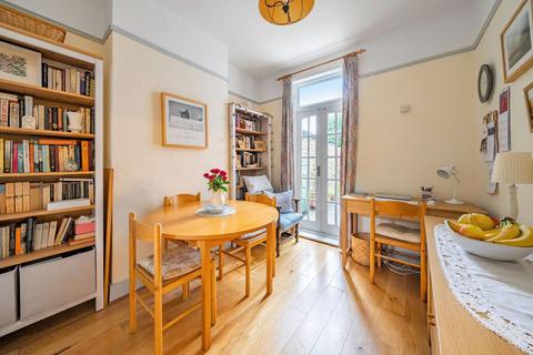 99 Ravenscroft Road, Beckenham, BR3 4TP