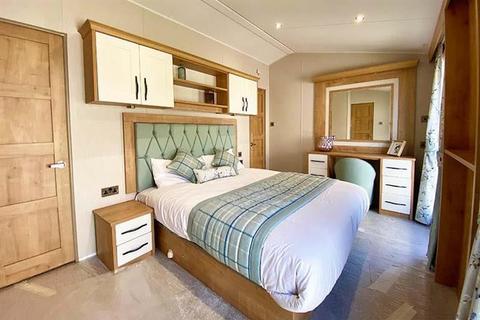 2 bedroom static caravan for sale, Sandy Balls Holiday Village