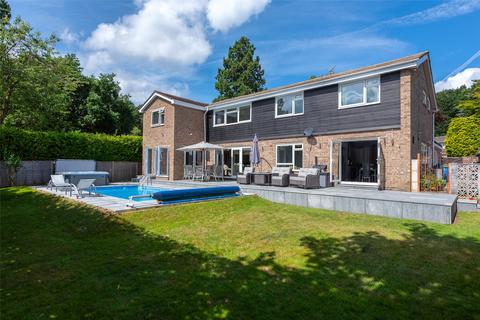 5 bedroom detached house for sale, Paddock Close, Surrey GU15