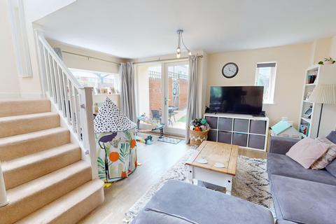 3 bedroom terraced house for sale, Clock House Rise, Maidstone ME17