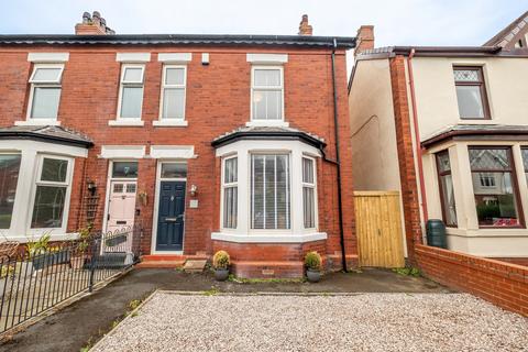 3 bedroom end of terrace house for sale, Derby Road, Lytham St Annes, FY8