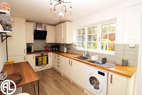 2 bedroom terraced house for sale, Ridge Avenue, Letchworth Garden City, SG6 1QG