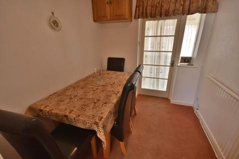 50 Buckingham Road, Wrexham, LL11 2RH