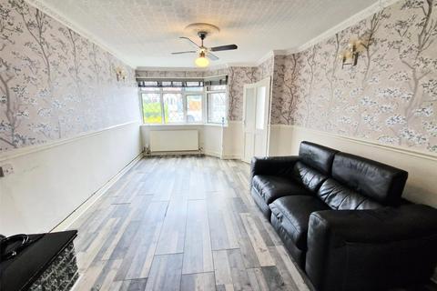 3 bedroom semi-detached house to rent, Beverley Road, Rubery, Birmingham, B45