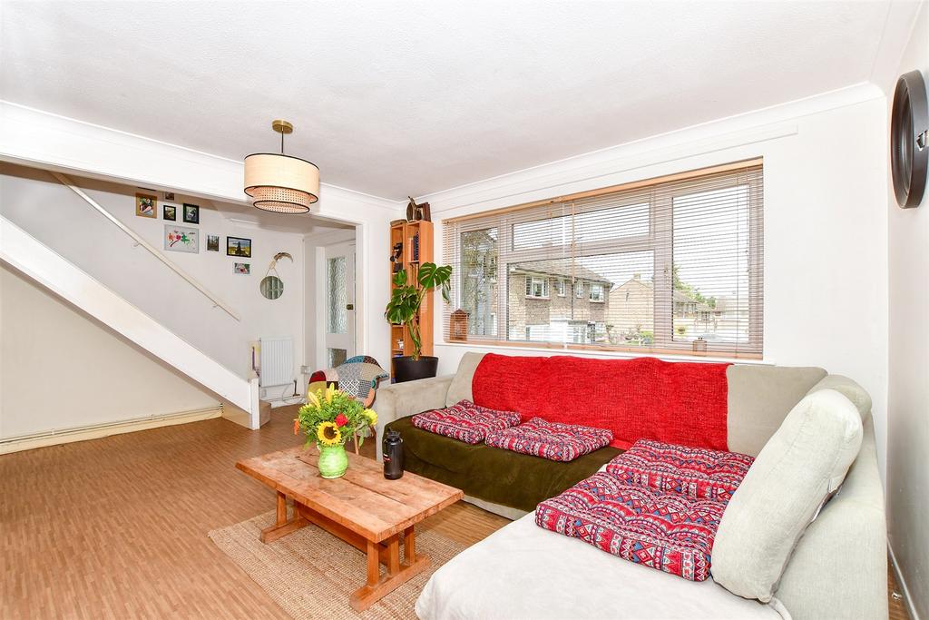 Rentain Road, Chartham, Canterbury, Kent 2 bed terraced house for sale