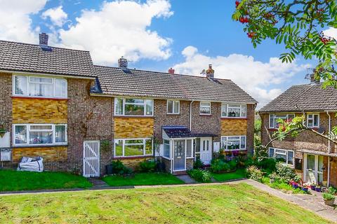 2 bedroom terraced house for sale, Rentain Road, Chartham, Canterbury, Kent