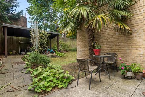 1 bedroom flat for sale, Westbourne Drive, Forest Hill