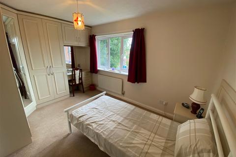 5 Vorlich Drive, Chadderton, Oldham, OL9 0NY