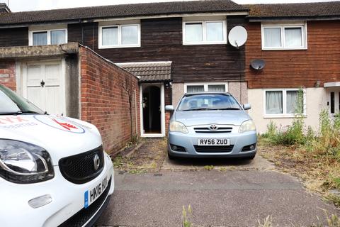 3 bedroom townhouse for sale, Rannoch Close, Leicester LE4