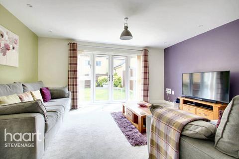30 Brimstone Drive, Stevenage, SG1 4FX