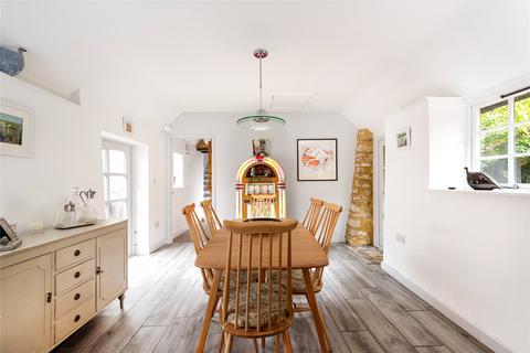 5 bedroom end of terrace house for sale, High Street, Stony Stratford, Milton Keynes, Buckinghamshire, MK11