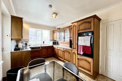 4 bedroom detached house for sale, Richmond Close, Eccleston