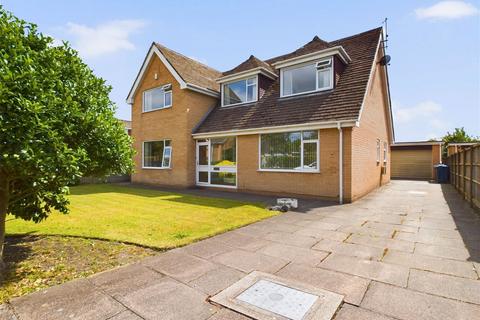 3 bedroom detached house for sale, Ryder Crescent, Aughton, L39 5EZ