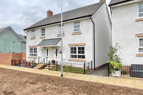 Cwmbran - 3 bedroom semi-detached house for sale