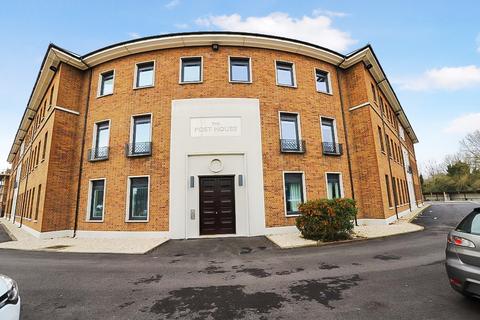 2 bedroom flat to rent, Flat 45, The Post House, Eastern Avenue, Gloucester, Gloucestershire