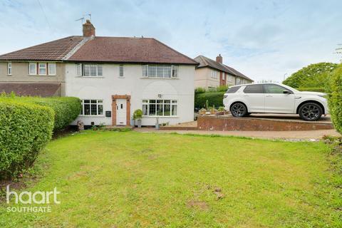 4 bedroom semi-detached house for sale, Well Approach, Barnet