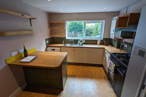 3 bedroom terraced house to rent, Elmgrove Road, Fishponds, Bristol