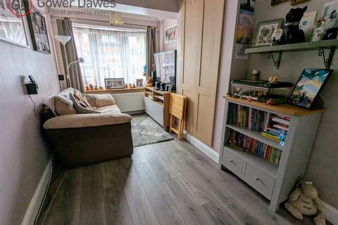 3 bedroom terraced house for sale, Furness Close, Chadwell St.Mary