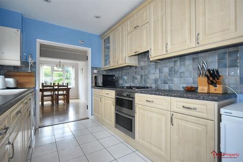 3 bedroom detached house for sale, Farnham Lane, Langton Green, Tunbridge Wells