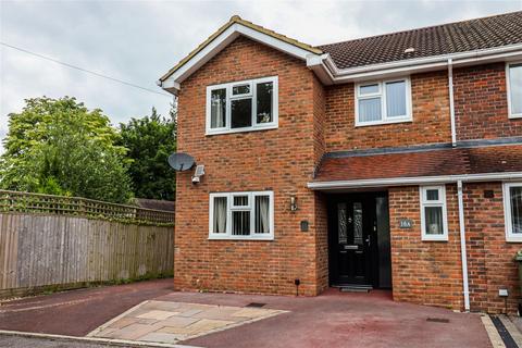 3 bedroom end of terrace house for sale, Witton Hill, Alresford