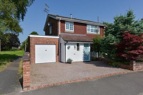 3 bedroom detached house for sale, Ribbesford Drive, Stourport-on-Severn, DY13